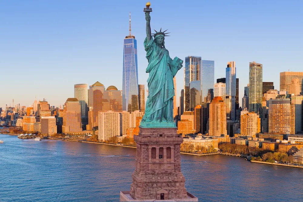 Super Sale East Coast USA + Hershey Chocolate World & New Years Eve at Times Square New York